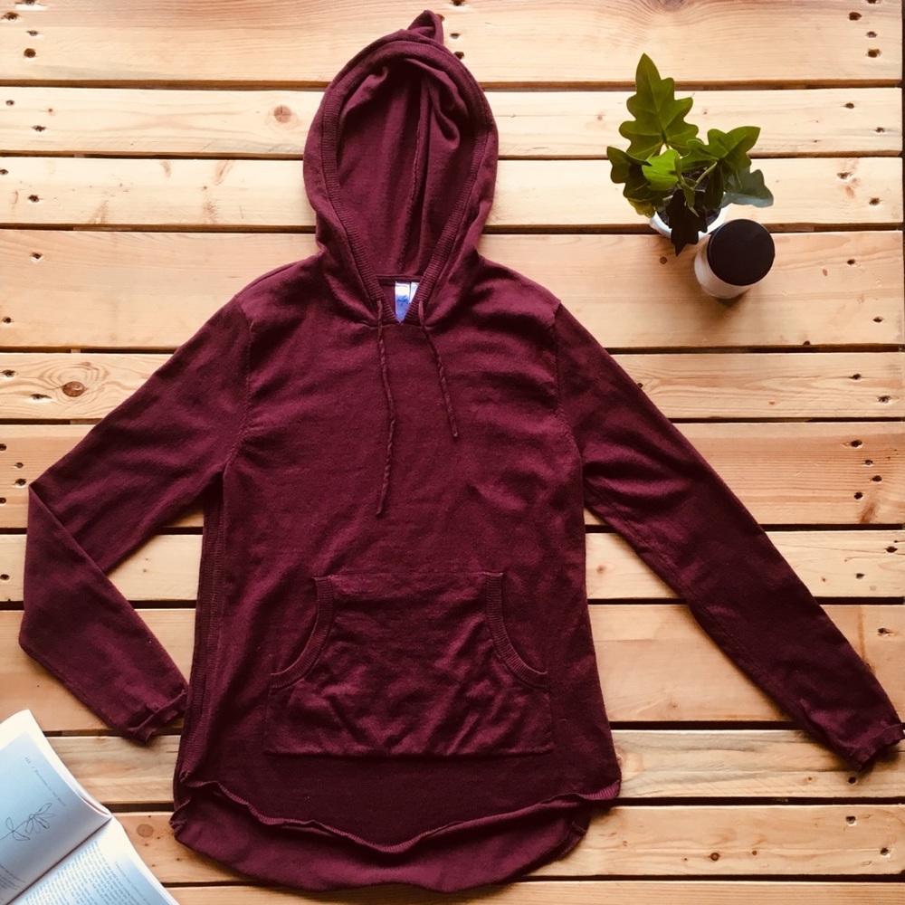 Francesca’s Knit Hoodie Long Sleeve Top